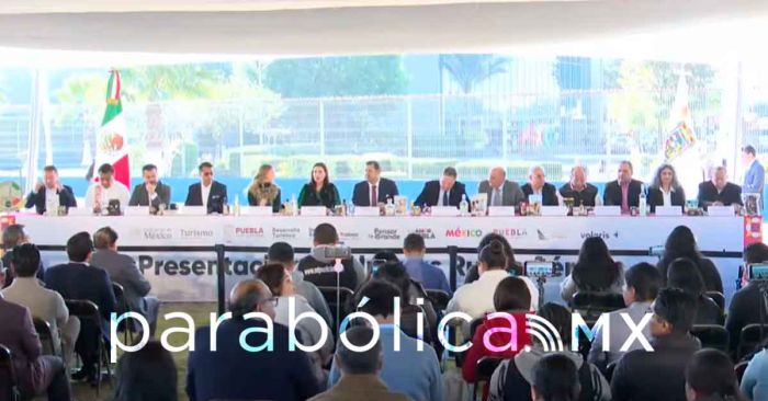 Presentan Armenta y Josefina Rodr&iacute;guez 12 nuevas rutas a&eacute;reas de Puebla