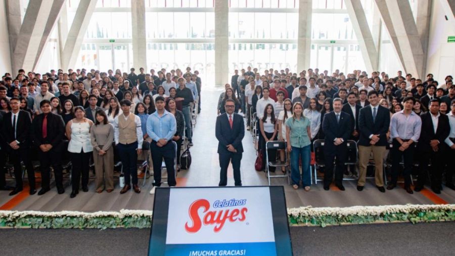 Participa An&aacute;huac Puebla en c&aacute;tedra sobre tecnolog&iacute;a y empresas