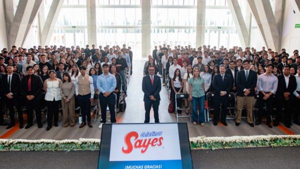 Participa An&aacute;huac Puebla en c&aacute;tedra sobre tecnolog&iacute;a y empresas