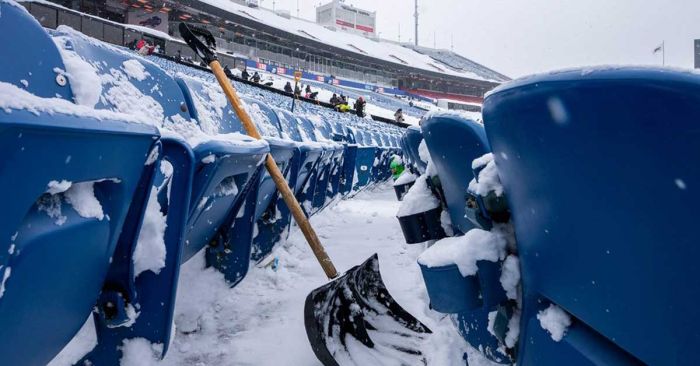 Pide ayuda Buffalo Bills para retirar nieve de su estadio