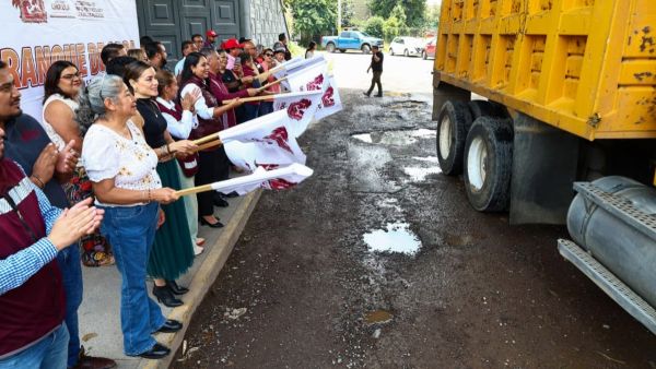 Inicia Tonantzin Fern&aacute;ndez obras en Zacapechpan y Momoxpan