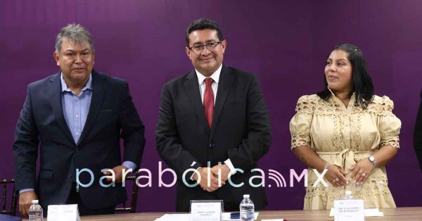 Firman Congreso y Universidad de los &Aacute;ngeles convenio de colaboraci&oacute;n interinstitucional