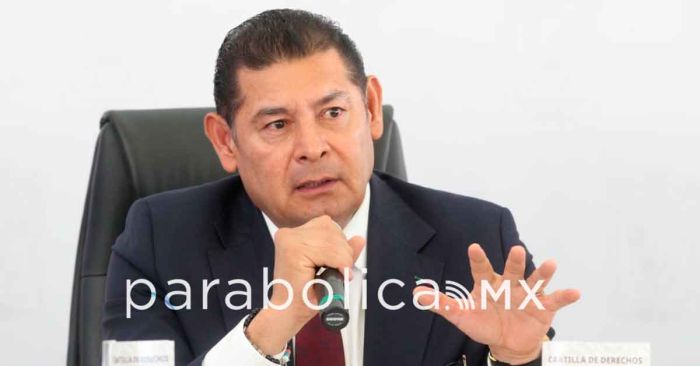 Destapa Armenta&nbsp;que RUTA se habr&iacute;a financiado con huachicol en Puebla