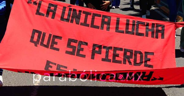 Mantiene la mesa de atenci&oacute;n en la Escuela Normal Rural &ldquo;Carmen Serd&aacute;n&rdquo;
