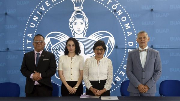 Bachillerato 5 de Mayo BUAP, referente en educaci&oacute;n: Cedillo