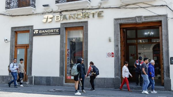 Implementan bancos requisito para hacer dep&oacute;sitos en efectivo