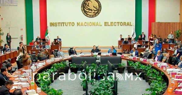 Se revisar&aacute;n con lupa los actos anticipados de campa&ntilde;a: INE