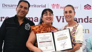 Aporta programa de vivienda 1% al PIB, afirma presidenta