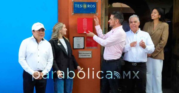 Entrega Turismo las placas MICHELIN 2026 a restaurantes distinguidos de Puebla