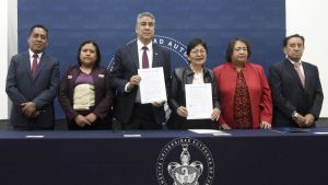 Signan convenio de colaboraci&oacute;n BUAP y la USEP