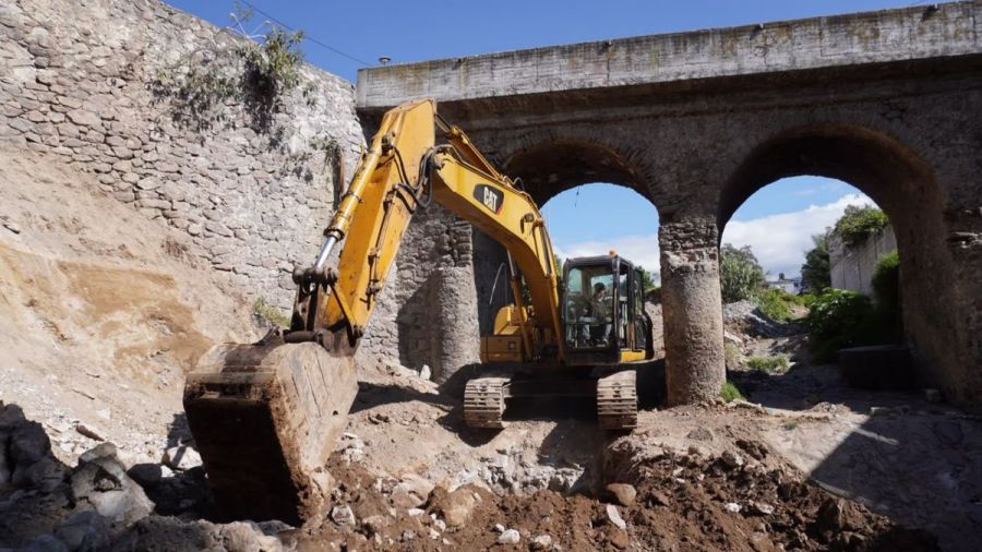 Supervisa Comuna construcci&oacute;n del Puente Vehicular de San Miguel Canoa