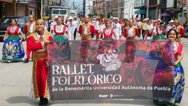 Destaca Ballet Folkl&oacute;rico BUAP en Muestra de Danza Orgullo Halc&oacute;n