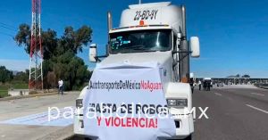 Se manifiestan transportistas sin cerrar carreteras en Puebla