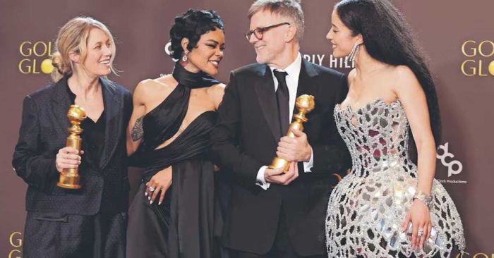 Gana "Una Batalla tras otra" en los Globos de Oro