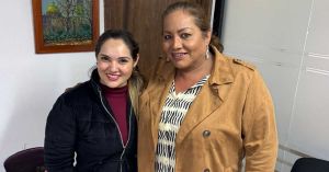 Atiende Gabriela Chumacero peticiones ciudadanas sobre registro civil