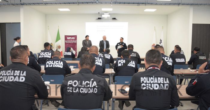 Fortalecen a polic&iacute;as municipales con capacitaci&oacute;n del INEGI en Seguridad P&uacute;blica