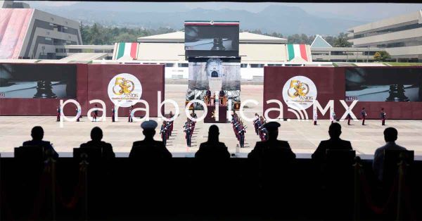 Conmemora Sheinbaum 50 Aniversario del Heroico Colegio Militar