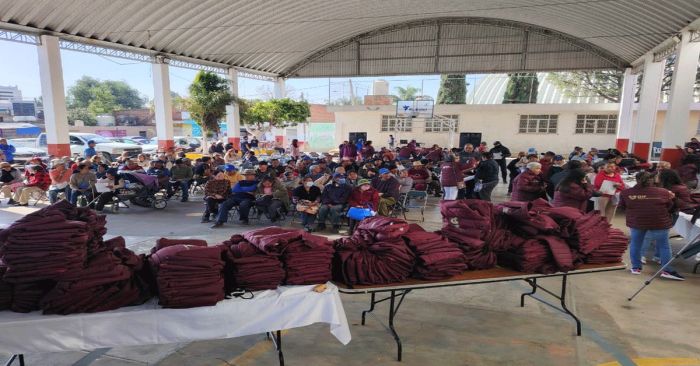 Contin&uacute;a programa "Abrigando Cholula" en las juntas auxiliares
