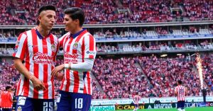Vence Chivas sobre la hora a Ju&aacute;rez