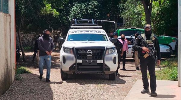 Deja m&aacute;s de 60 falsos policias detenidos operativo contra la extorsi&oacute;n en Guerrero
