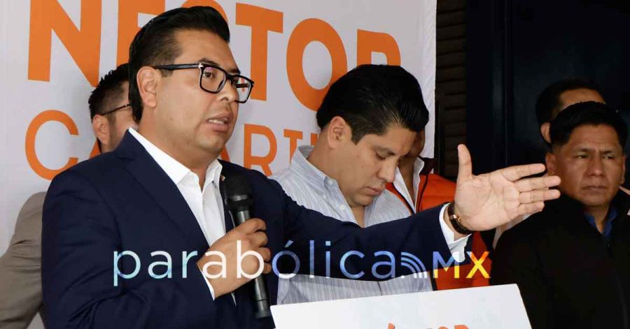 Ofrece N&eacute;stor Camarillo&nbsp;apoyar a Tony Gali si va por una candidatura