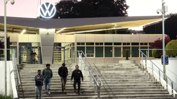 Latente, amenaza de huelga en Volkswagen; sin cambios en oferta
