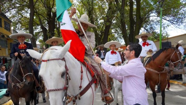 Conmemora Gobierno de Texmelucan el D&iacute;a Nacional del Charro con desfile