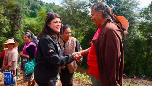 Iniciar&aacute; Zacatl&aacute;n obras viales en Poxcuatzingo y Tomatl&aacute;n