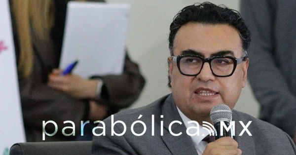 Descarta Carlos Olivier su salida de la Secretar&iacute;a de Salud de Puebla