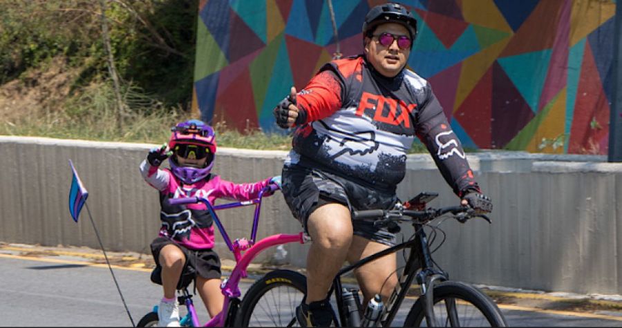 Celebra gobierno estatal a ni&ntilde;as y ni&ntilde;os en la V&iacute;a Recreativa Metropolitana