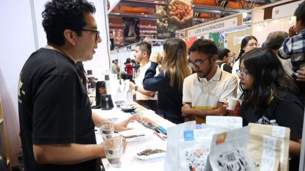 Cafeticultores poblanos en v&iacute;as de internacionalizaci&oacute;n en CONCAF&Eacute; 2026
