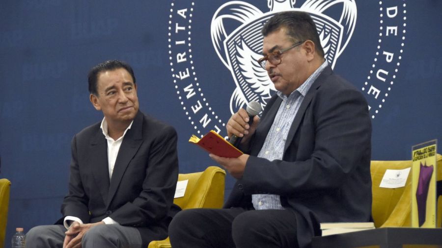 Presentan la nueva revista de divulgaci&oacute;n &ldquo;Aullido BUAP&rdquo;