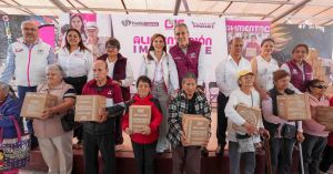 Llevan Pepe Chedraui y MariElise Budib programa "Alimentaci&oacute;n Imparable" a La Libertad