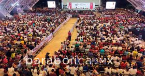 Todos los estudiantes de escuelas p&uacute;blicas en M&eacute;xico reciben apoyo: Sheinbaum en Campeche