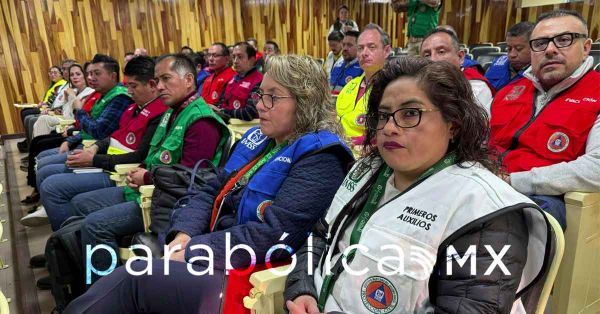 Entrega&nbsp;IMSS Puebla equipo a Unidades Internas de Protecci&oacute;n Civil