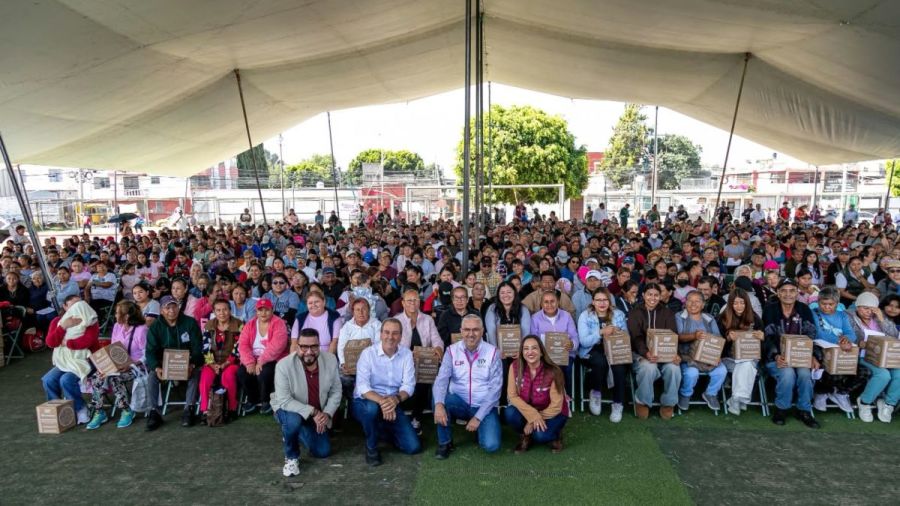 Distribuye Ayuntamiento 14 mil despensas en Caleras y San Miguel