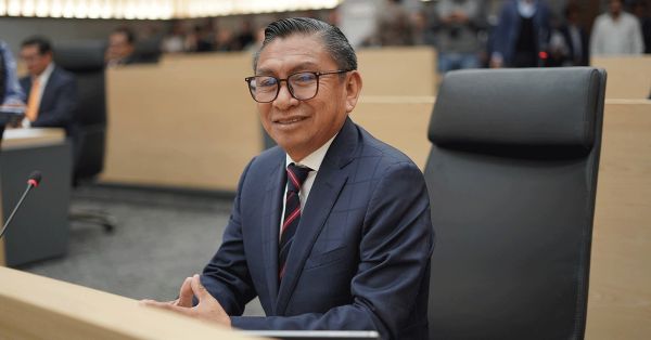 Fortalece Jos&eacute; Luis Figueroa marco legal contra abuso sexual