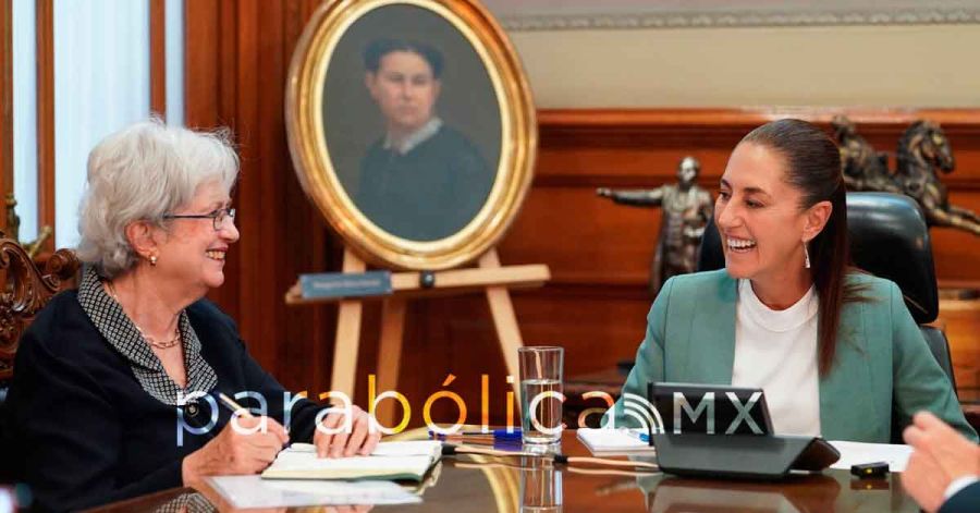 Dialoga Sheinbaum con la primera ministra de Barbados