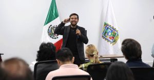 Imparten taller &ldquo;El M&eacute;todo Elemental para el Fortalecimiento Simb&oacute;lico del Sujeto Pol&iacute;tico en la Realpolitik&rdquo;