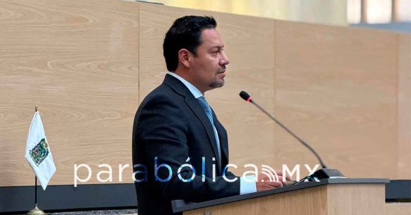 Propone Andr&eacute;s Villegas c&aacute;maras corporales para los polic&iacute;as de Puebla