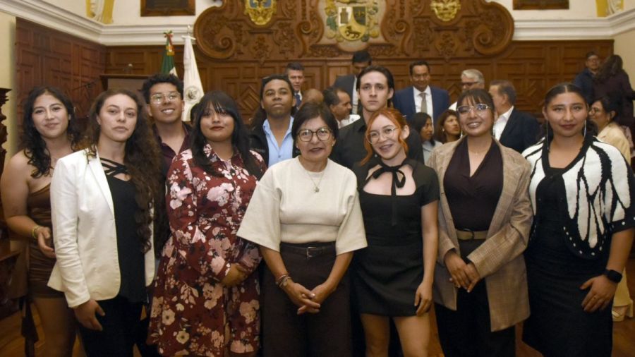 Reconoce BUAP a primera generaci&oacute;n de Cultura F&iacute;sica