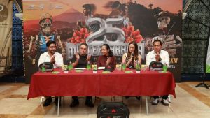 Ariadna Ayala presenta la Edici&oacute;n 25 de la Mister Carrera