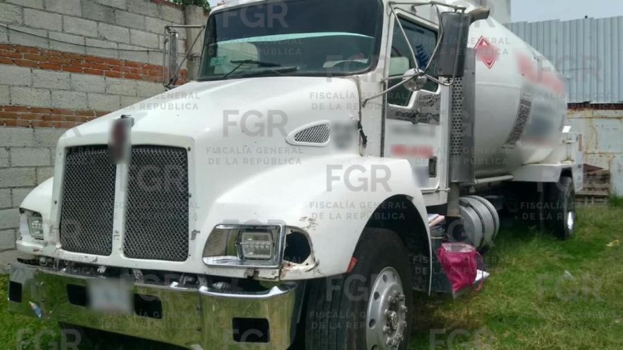 En cateo en San Andr&eacute;s Cholula, aseguran dos pipas y 47 cilindros con gas LP