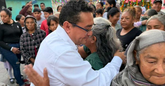 Fortalece Pavel Gaspar v&iacute;nculo con habitantes de la Mixteca poblana