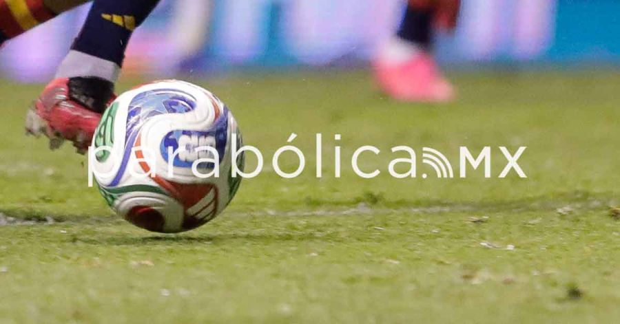 Golea Suiza a Bosnia y Herzegovina en actividad del Grupo B