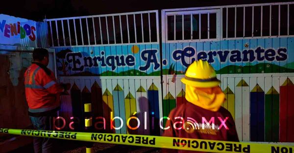 Dej&oacute; granizada da&ntilde;os en dos escuelas de nivel preescolar en Tlacotepec: SEP