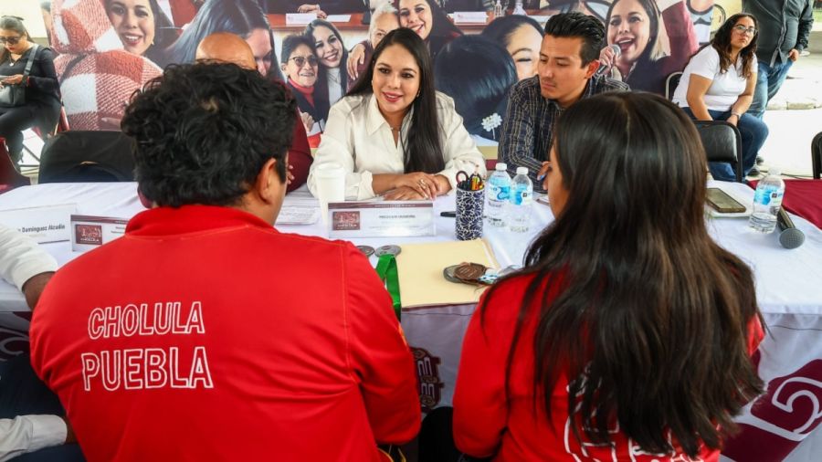 Encabeza Tonantzin Fern&aacute;ndez el &ldquo;Mi&eacute;rcoles del Pueblo&rdquo;