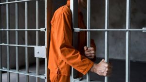 A proceso, tres detenidos en cateos en la CDMX y Puebla: FGR
