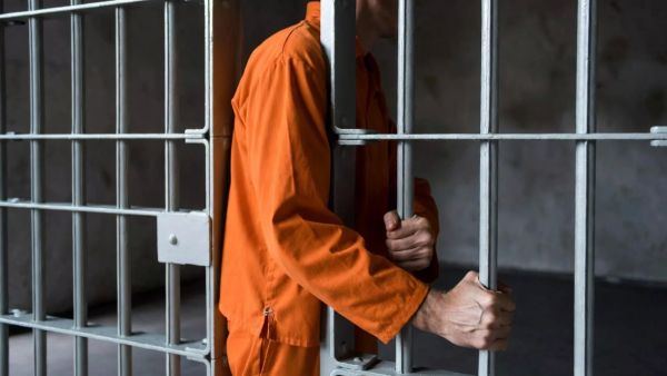 A proceso, tres detenidos en cateos en la CDMX y Puebla: FGR