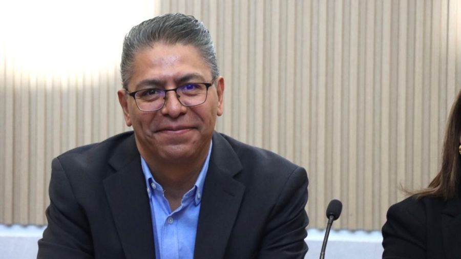 Proponen desde Congreso que Estado vele por inter&eacute;s superior de la familia